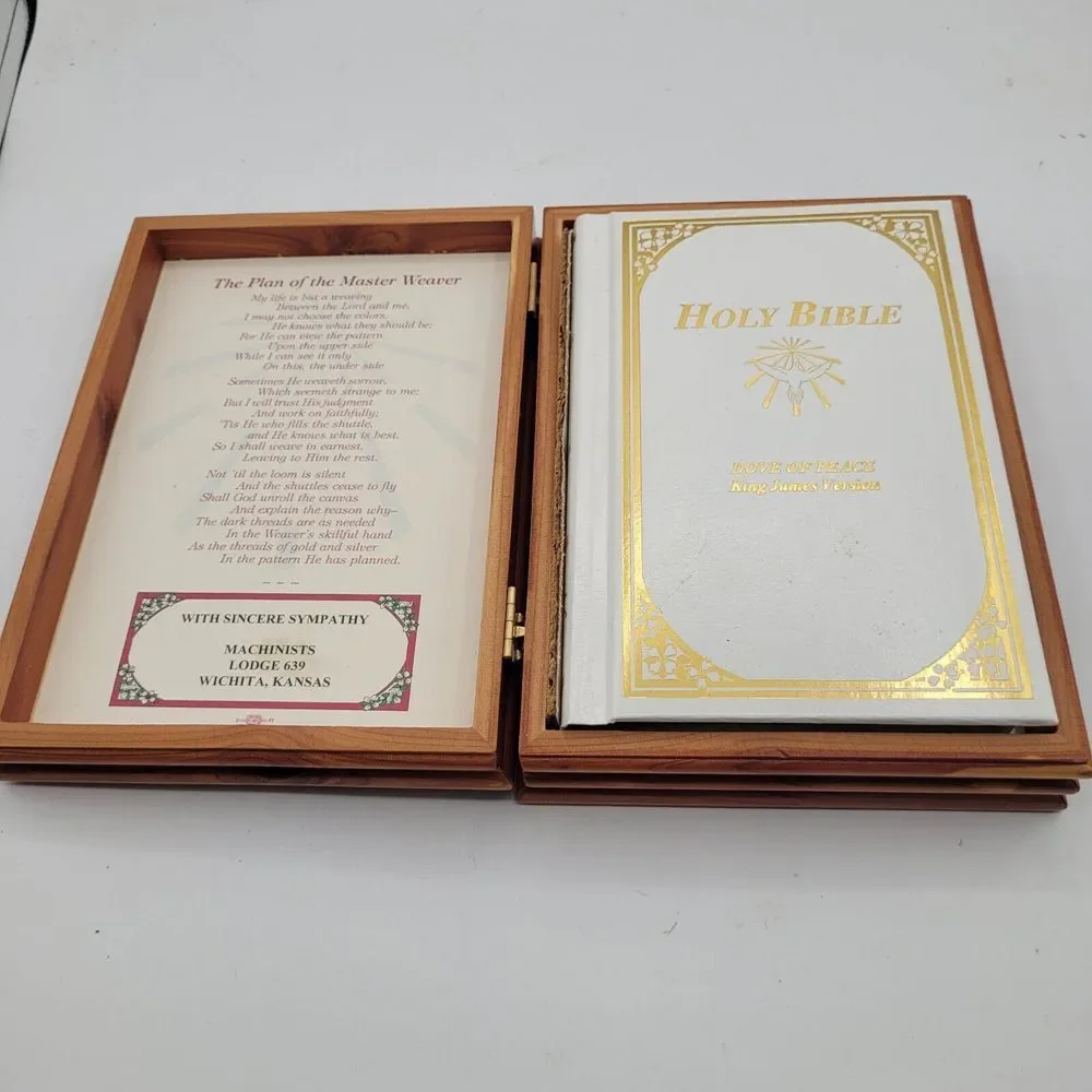 Dove of Peace KJV Holy Bible King James Version Cedar Remembrance Box Red Letter
